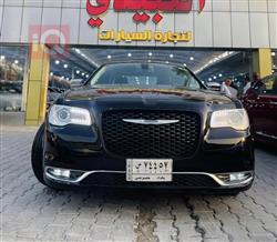 کرایسلەر 300